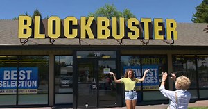 Visiting America's last Blockbuster store