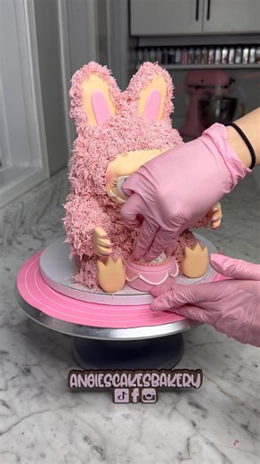 Labubu cake #labubu #cake #cakedecorating #labubucake #cakevideo #cakedecorator #cakeboss #tutorial #fondant #baker #girly #pink #pinklabubu | Angie's Cake's Bakery, LLC