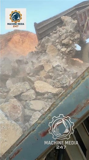 Unbelievable 🚨 Stone crusher #crusher #crushingmachine #jawcrusher