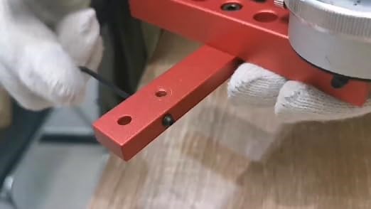 Table Saw Alignment Gauge