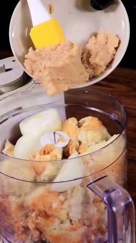 This fish roe salad is more addictive than you think