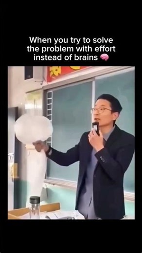 How to inflate a giant bag in 1 second #physics #lifehack #teacher #science #school