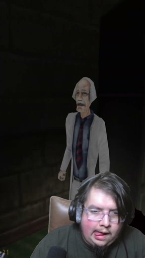 STOP FALLING OVER! 💀 Half-Life Scientist LOSING IT