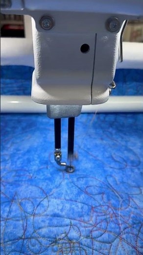 Janome Quiltmaker 18 with ProStitcher Lite in action #cynthiasofbend