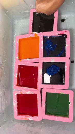 Rainbow Cornstarch Crunchies Tutorial