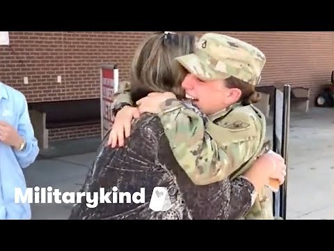 Heartwarming surprise reunion for soldier and family | Militarykind
