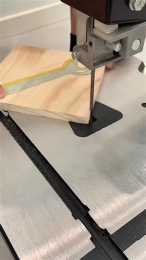 Wooden Insect Art –36Creative Hand-Carved Design 👌 #WoodArt #WoodCarving #HandmadeDesign #CreativeSculpture #WoodenSkills28 | Somnath Shinde