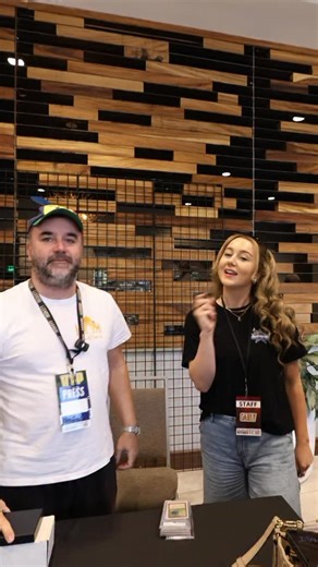 Dallas Card Show on Instagram: "$1,000,000 🤯💸"