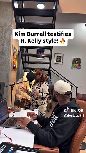 Incredible Performance by Kim Burrell!