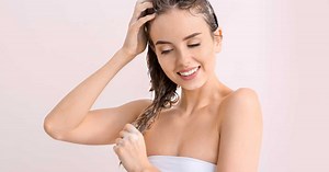 Soins cheveux sans rinçage : 4 formules express testées par nos lectrices