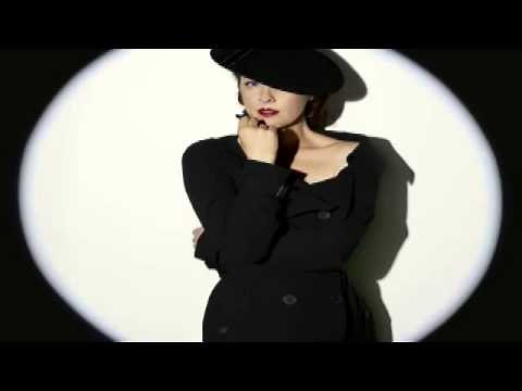 Suzanne Vega - Tom's Diner (original version)