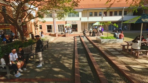 4K views · 21 reactions | Have you made a booking to visit our DBN North campus, or any of our 8 campuses countrywide this winter break? Our Student Advisors can't wait to show you around. Click https://bit.ly/4aWsYYX to set up an appointment. Varsity College is a brand of The Independent Institute of Education (The IIE). | IIE Varsity College | Facebook