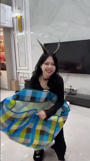 这个夏天你们是怎么过的？#devil #lilith #funny #shorts