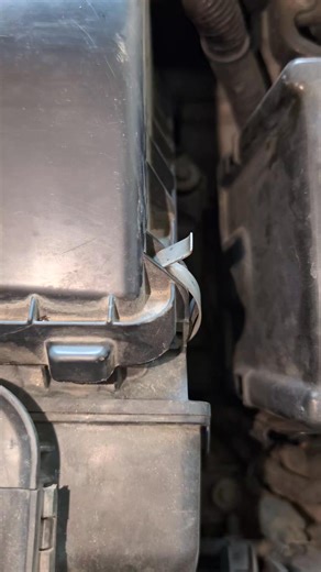 18K views · 67 reactions | Air Filter Open #alsharifauto #airfilter #open #trick #tips | Al Sharif Auto Care | Facebook