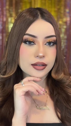 Maquillaje Glam para Año Nuevo 🎄✨😍 #fyp #maquillajefacil #glammakeup #brownmakeup #newyearmakeup