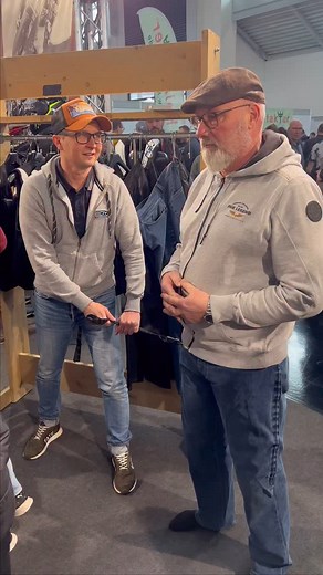Helite is showcasing Mo’cycle Airbag Jeans, and riders are stunned! 🤯 From curious looks to jaw-dropping reactions, the demo speaks for itself, airbag jeans are changing the game in motorcycle safety. Catch the action and see why riders everywhere are asking: “Where can I get a pair?” | Mocycle