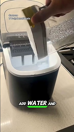This Countertop Machine Makes Ice in Minutes