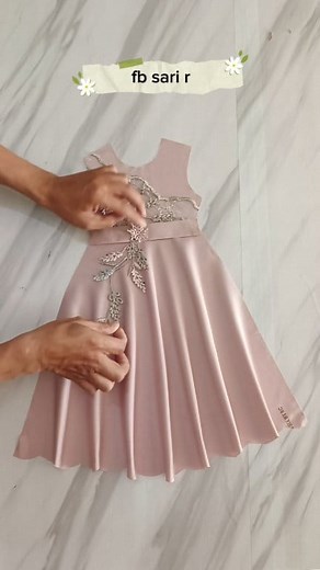 119K views · 406 reactions | Inspirasi tutorial memotong #reels #fyp #tutorialmemotong #cutting #sewingtutorial #diy #design #designdrees #jangkauanluas #semuaorang #fbpro | Sari R | Facebook