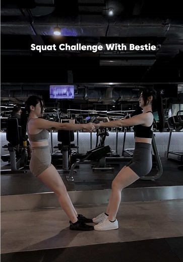 Challenge accepted! 💪🏻✨. Biar ga bosen squat yg gitu2 aja jadi cobain versi ini 🫣✌🏻. #gym #squatchallenge #gymtok #gymwithbestie #legworkout #legdayeveryday #legday #squat #gymgirls #lowerbodyworkout #workout #fyp