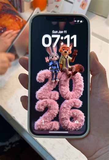 How to Get 3D Spatial Wallpaper for Your iPhone