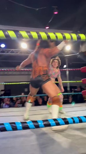 Doomfly with the Drop Kick/Crucifix Combo @EliEverfly & @Delilah_Doom Watch the full official replay of TAG WARS on #TrillerTV ! Join TrillerTV & get a 7-day FREE trial https://fite.tv/vl/p/santino-bros-wrestling/ @FiteTV 📷: @ReelCeCe | Santino Bros Wrestling Academy