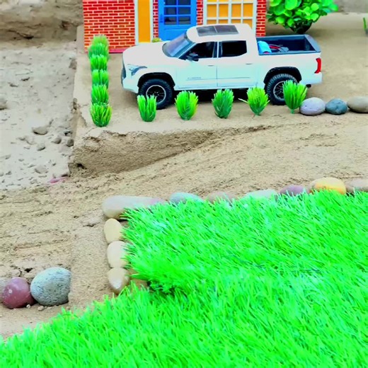 Discover amazing DIY mini tractor and truck projects #adconstructionsetups #andengineeringmodels #usingsimplematerials #cardboardplasticmotors