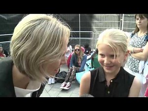 Thousands of fans turn out for One Direction film premiere