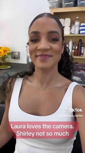 Every work day in my life looks different & now yall get to see why! 1/7/24: Hosting A Women’s College Basketball Trippe Header on @ESPN. Snow tried to keep me down but we made it through 🙌🏽 #womeninsports #womeninsportsmedia #collegehoops