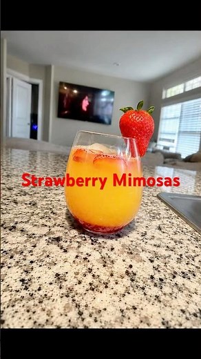 Easy Strawberry Mimosa Recipe | Brunch Made Better