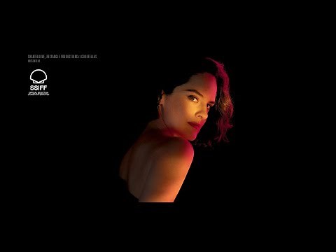 Emmanuelle: Noémie Merlant se met à nue.
