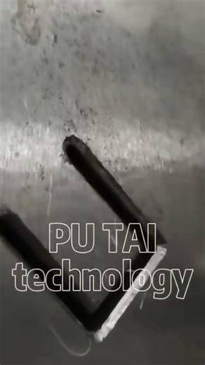 Our professional mold process linear cutting center. Molds parts of the machine ​welcome to enquire