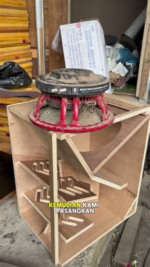 RDW speaker and f1 box evaluation progress #speakerbox #woodworking