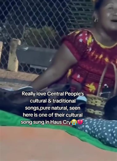 Really love Central People's cultural & traditional songs,pure natural, seen here is one of their cultural song sung in Haus Cry😭💔. Central Province, PNG🇵🇬#fypシ゚viralシfypシ゚viralシalシ #tiktokviral #followers #everyone #fyppppppppppppppppppppppp .