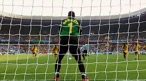 92K views · 1.6K reactions | ¡Feliz cumpleaños, Gabriel Batistuta! The AFA - Selección Argentina legend is the only person to score hat-tricks in two FIFA World Cups. In 1998, he bagged this treble against Jamaica. ⚽⚽⚽ | FIFA World Cup | Facebook