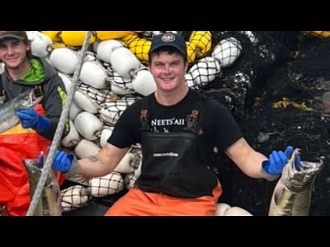 How I Got My First Commercial Fishing Job in Alaska (No Experience)