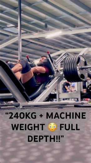 No shortcuts. No partial reps.Just depth, control, and pain 😤🔥💪🏻 #hacksquat #legday #quads #gym