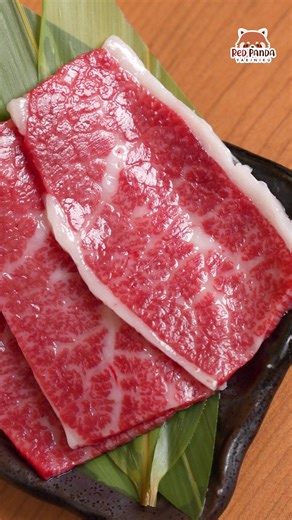 ✨ NEW PREMIUM MENU 2025 ✨ ลิ้มรสเมนูที่ถูกอัพเกรดใหม่กว่า 200 รายการ ด้วยวัตถุดิบระดับพรีเมียม 🥩🍣🦐 🌟 เมนูพิเศษที่คุณไม่ควรพลาด 🌟 🍖 A5 Kagoshima Wagyu - สัมผัสความนุ่มละมุนของเนื้อวากิวระดับตำนาน 🍣 Special Sashimi Box - ความสดพรีเมียมที่คุณต้องหลงรัก 🌊 Foie Gras & Uni Fusion - ผสานรสชาติที่ไม่เหมือนใคร 💫 จองโต๊ะวันนี้ พร้อมเสิร์ฟความอร่อยแล้วที่ Red Panda Yakiniku ทุกสาขา 📞 จองผ่าน: https://business.facebook.com/latest/inbox/all?asset_id=115401446539857&selected_item_id=1719990959&threa