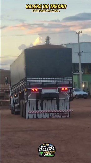 Bob no Bitruck com 30 toneladas e um Nh com uma carreta quarto eixo raíz