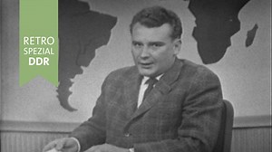 Aktuelle Kamera: Nachrichten-Verlese: Ergebnisse beim Länderkampf Polen–USA in Warschau