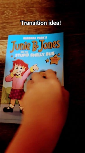 #transition #flip #books #booktok #booktube #reading #bookworm #reader #graphicnovel #chapterbook |