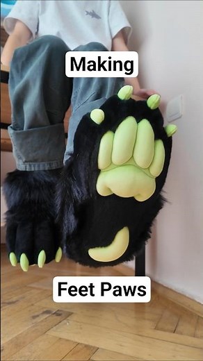 Making fursuit feet paws