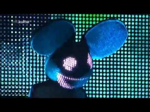 06 - Deadmau5 - Sometimes (Live at Roskilde Festival 09-07-2011)
