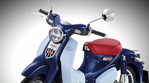 63K views · 771 reactions | The latest Super Cub C125 continues to feature the iconic lines of the original Super Cub Series with added modern touches such as the “Light as Wing” Handlebar Concept, Classic Rounded LED Headlight, Elegant Cast Wheel, Honda SMART Key System, Alarm System, Mechanical Odometer with LCD Panel, Memorable Single Pillion and Ideal Metal Fender. #MYHondaMotorcycle #MYSuperCub | Honda Motorcycle Malaysia | Facebook