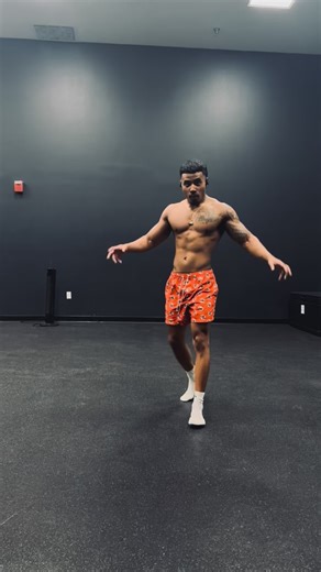 My guy @dezzilifts is one week out from his first NPC show@mens Physique Npc Sac show by @spectrumfitnessproductions and he is natural , very hard worker lwts@G⭕️ . #teamchiero #pushingweight #IFBBPRO #everyone #fyp #прс - #NPCBodybuilding #heavyweight #gainz #bodybuildingmotivation #mindset #fitness #MINDSET #hardworkpaysoffs #fitcouple #ifbb #fyp #bodybuilding #fitness #gym #fitfam #workout #bodybuildinglifesyle #bodybuilder #physique #shredded #trainhard #exercise #bodypower #fitspiration #fi