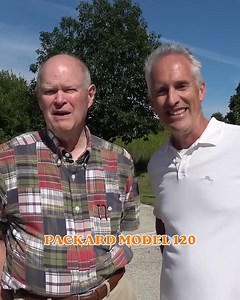 A pre‑war Packard with timeless style