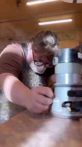Meet Ducky, our master shipwright with a decade of experience in historic ship restoration and Alaskan salmon fishing. From teen apprentice to Bill Garden Boatshop's lead instructor, Ducky embodies the spirit of the Pacific Northwest. Dive into maritime craftsmanship and sea tales with her in our latest workshop series..... #thankful #sail #instagood #insta #instareel #instagram #instalike #trendingnow #seattle #seattlelife #seattlewashington #washingtonstate #boats #boatlife #boatardinha #boat 