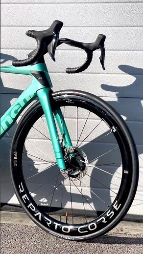 Bianchi Oltre RC Durace Di2 (2026) #roadbike #bianchi