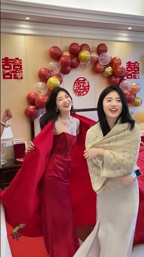 “The bride's unique surprise at the wedding!”