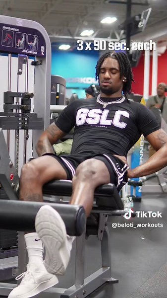 Deadlifts and Plyometrics for Explosive Strength