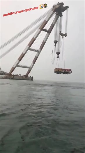 Mobile Crane Operator Skills and Safety Tips